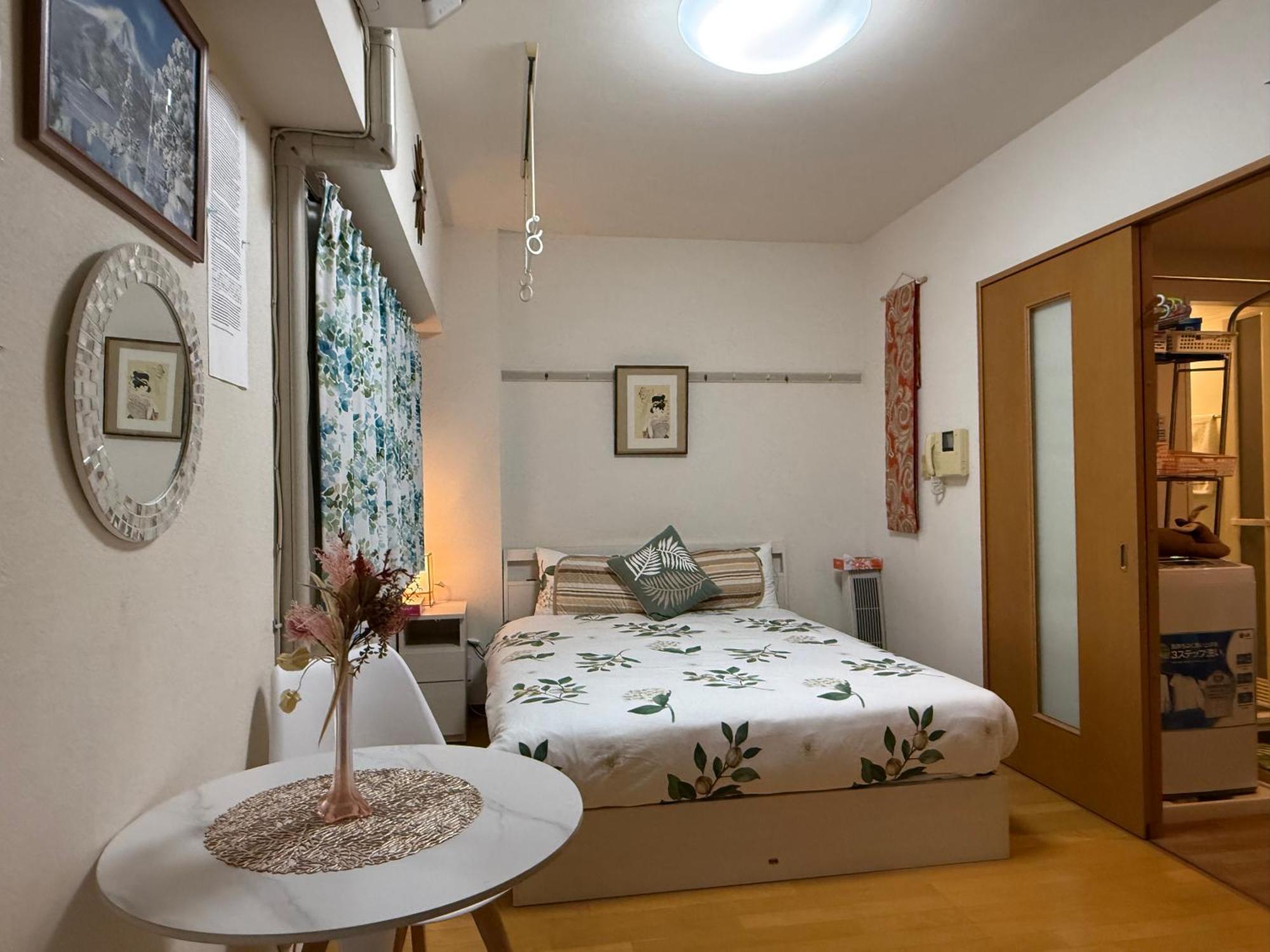都心の家30 Square Meter King Size Bed With Stepping Rice Tokio Buitenkant foto